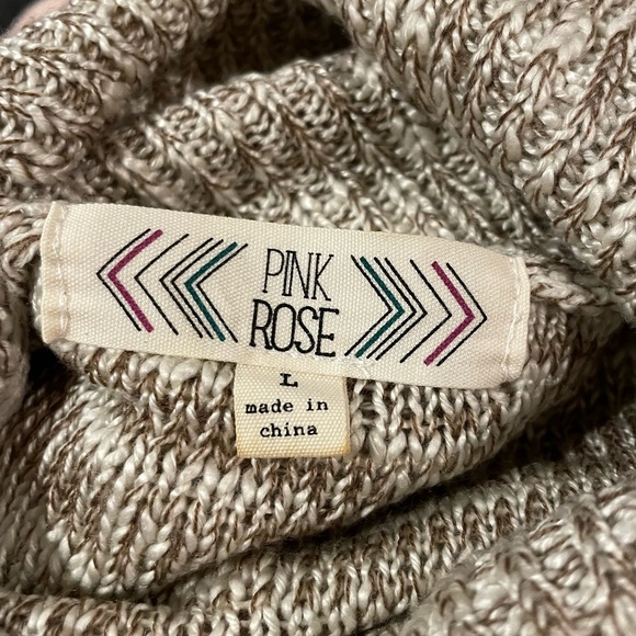 DONATED Turtleneck Sweater - Picture 4 of 6